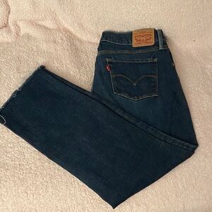 Levi's 312 shaping slim Dark wash Straight Jeans women’s